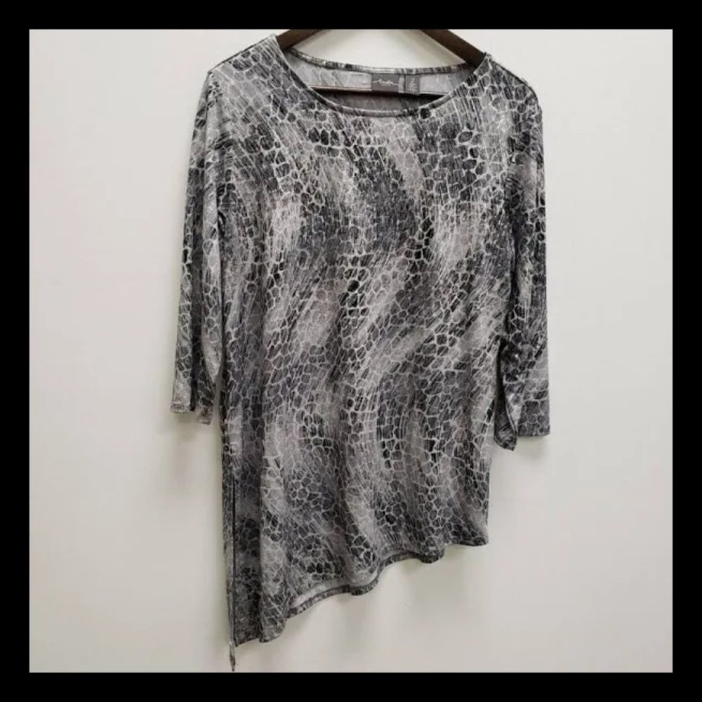 Chicos Travelers Animal Print Top